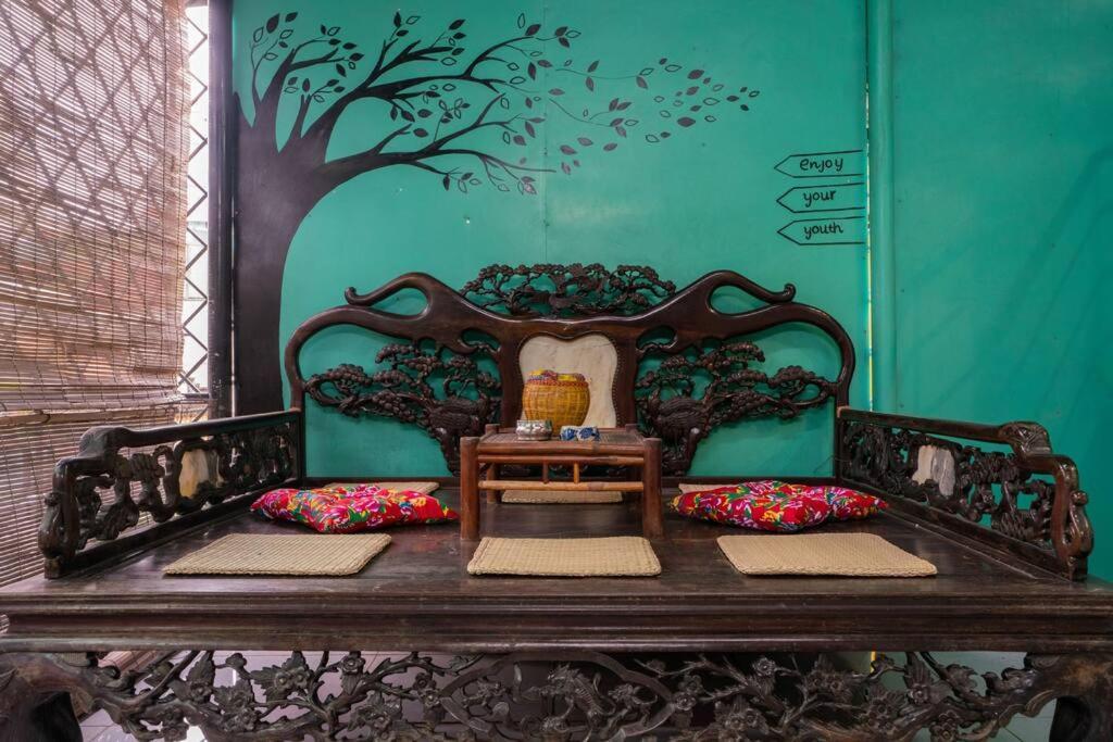Vintage Homestay-unique Old Quarter-center-street View Apartment Hanoi